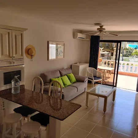 Seafront Royal Garden Mile 플라야데라스아메리카스